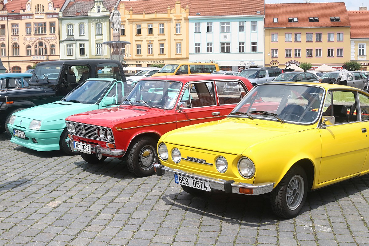 Obrázek - Fotografie - 7. výstava historických automobilů a motocyklů