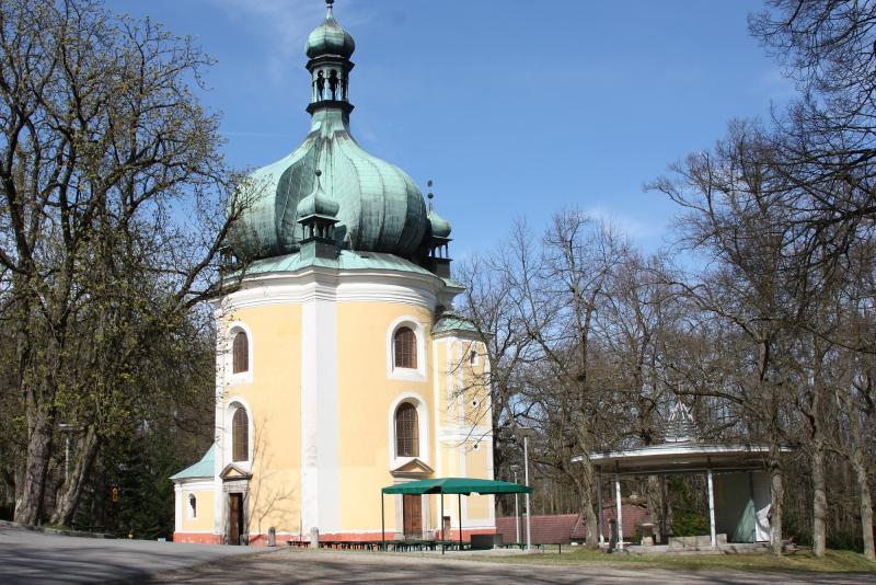 Obrázek - Lomec - Die Wallfahrtkirche im Namen der Madonna